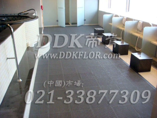 灰色_桑拿浴池地面防滑鋪地材料樣板圖片,帝肯(DDK)_9900_337（浴室地面防滑材料） 效果圖，浴室pvc格柵地板,浴室地墊,浴室地板,浴室地板磚,浴室地毯,浴室墊,浴室地磚,浴室防滑地墊,浴室防滑地磚,浴室防滑地膠,浴室防滑墊,浴室防滑疏水磚,浴池防滑地墊,浴池防滑墊,淋浴房防滑墊,桑拿地板