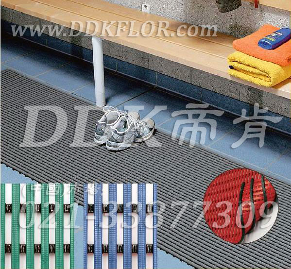 灰色_浴室衣帽間地面防滑防護直紋網格毯（1）樣板圖片,帝肯(DDK)_1900_337（浴室及更衣間地面防滑材料）效果圖，浴室地墊,浴室地板,浴室地板磚,浴室地毯,浴室地磚,浴室墊,浴室防滑地墊,浴室防滑地磚,浴室防滑地膠,浴室防滑墊,浴室防滑疏水磚,浴池防滑地墊,浴池防滑墊,淋浴房防滑墊,衛浴防滑墊,浴室pvc格柵地板