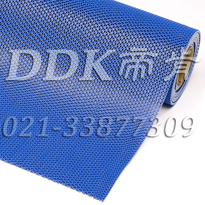 藍色_網狀防滑防水波浪紋地毯樣板圖片,帝肯(DDK)_1800（Swatch|斯沃基）效果圖，PVC地毯,pvc地膠,pvc地面材料,pvc塑料地毯,pvc塑膠地墊,pvc塑膠地毯,pvc防水地墊,pvc防滑卷材,pvc防滑地墊,pvc防滑地毯,塑料網格防滑地墊,塑料防滑網格墊,網格塑料墊,網孔地墊,網格地墊,網格防滑墊,網狀地毯,網狀防滑墊,網眼防滑,防滑塑料網格,鏤空地膠,多孔防滑地墊,帶孔防滑墊,z字型疏水墊,s紋型防滑墊,s形防滑墊,s形防滑地墊,PVC防滑墊,pvc防滑地膠,排水防滑墊,排水地墊,漏水地墊,漏水地膠,漏水防滑墊,漏水橡膠墊,疏水地毯,疏水地墊,疏水地膠,疏水墊,疏水性材料,疏水防滑地墊,疏水防滑墊,透水地墊,透水地板膠墊,防水地墊,透水防滑塑膠地墊,防水地毯,防水地膠墊,防水墊,防水防滑墊,防滑隔水墊,隔水地墊,隔水地板,隔水材料