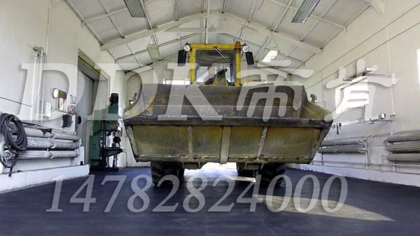 【重型防壓耐沖擊地板保護材料】過重車的工廠樓面過道怎么處理？樣板圖片,帝肯(DDK)_2000_9979(工業廠房車間地面材料)效果圖,pvc承重地板,承重地磚,承重地膠墊,耐重壓地板,重型地板,抗壓地板,耐壓地膠,耐壓地磚,耐壓地板